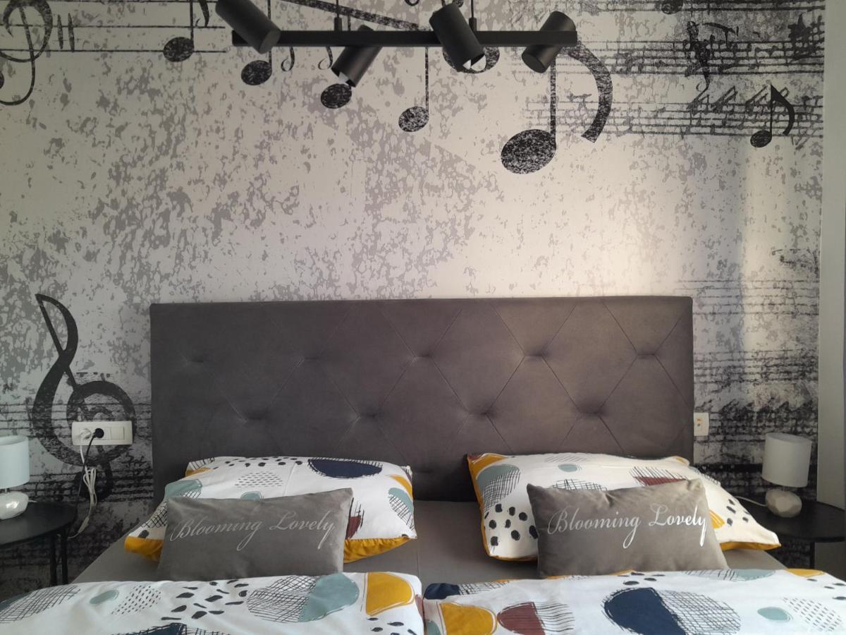 Piano Penthouse Apartment Zadar Bagian luar foto